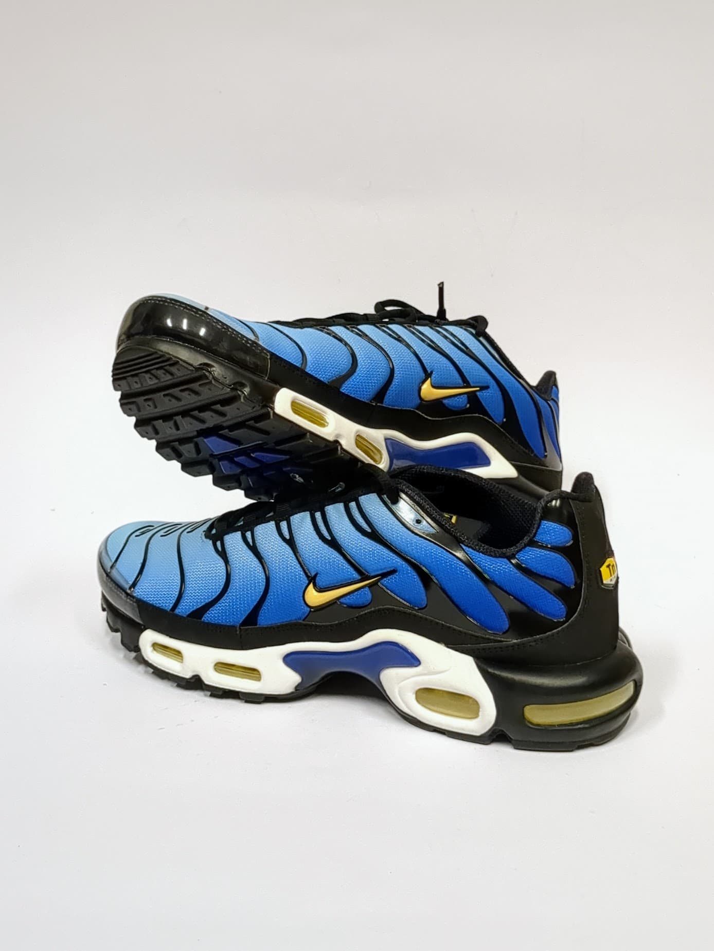Hyper Blue
