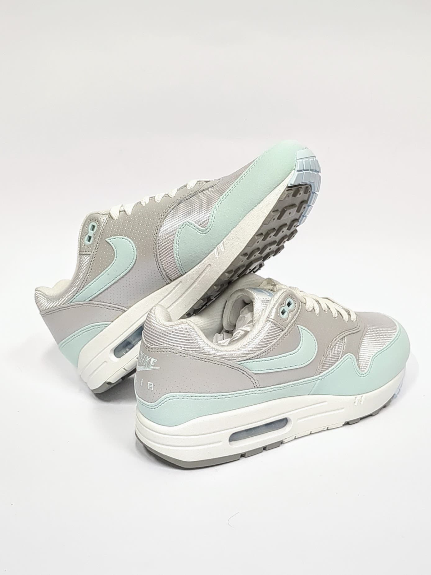 Glacier Blue (Women's)